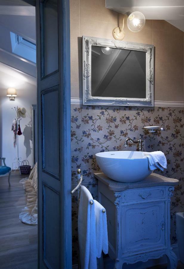 Roncaglia Suite Monticello d'Alba Exterior foto